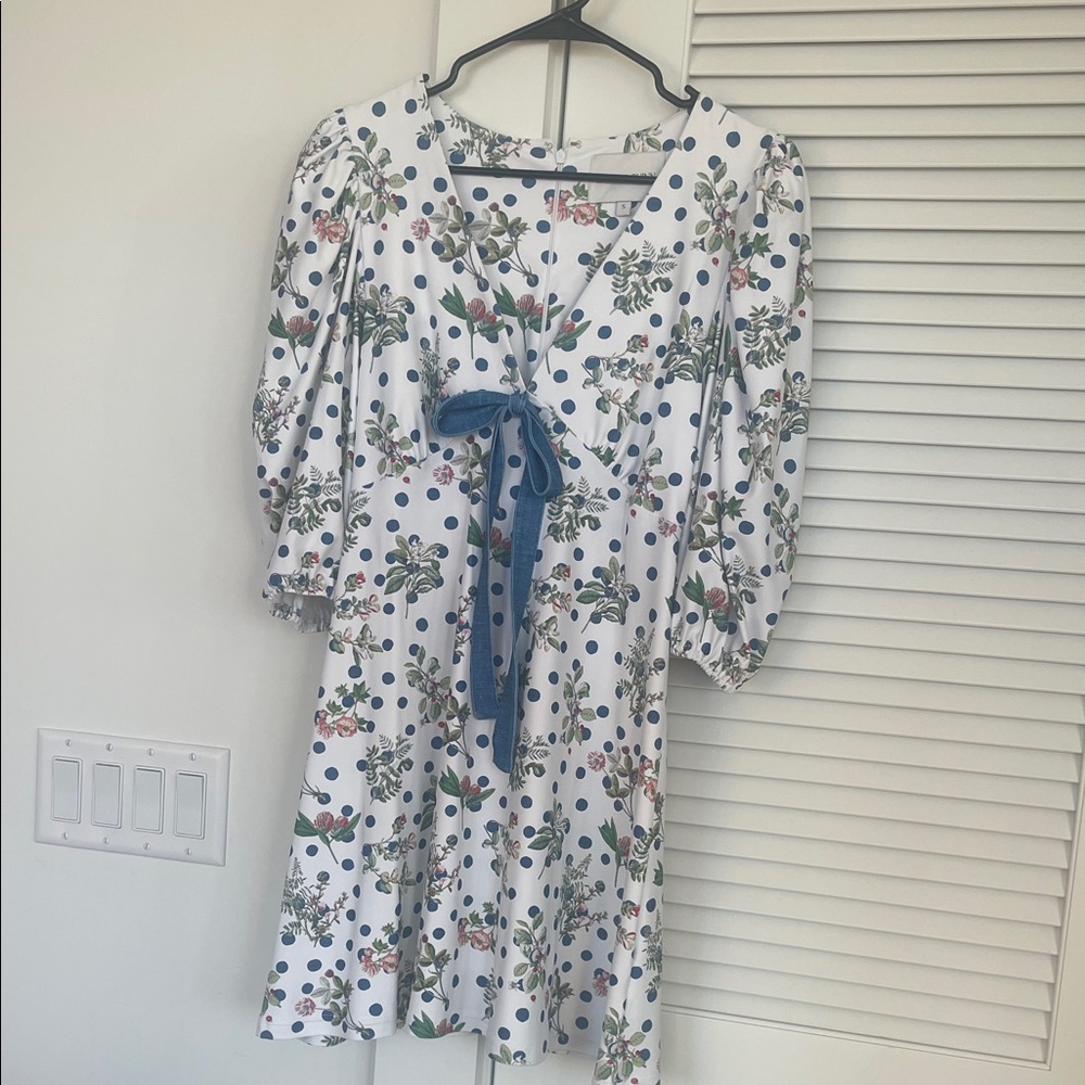 NWOT Floral palm beach Dress with Blue polka dots